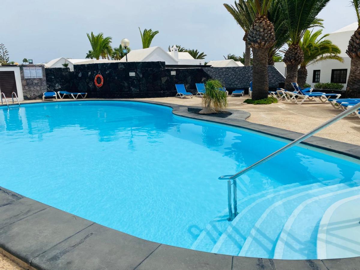 Lc Bastian Marina Bungalow Costa Teguise Eksteriør bilde