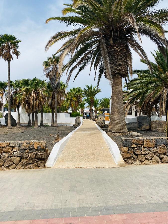 Lc Bastian Marina Bungalow Costa Teguise Eksteriør bilde